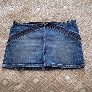 BCBG mini jean skirt, Size 27 (S)